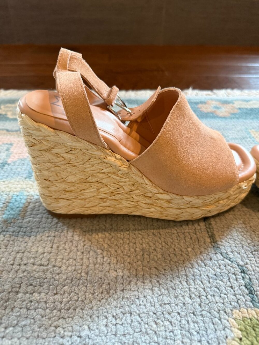 NWT Marc Fisher Espadrille Wedges- Nelly Peach Suede Size 8